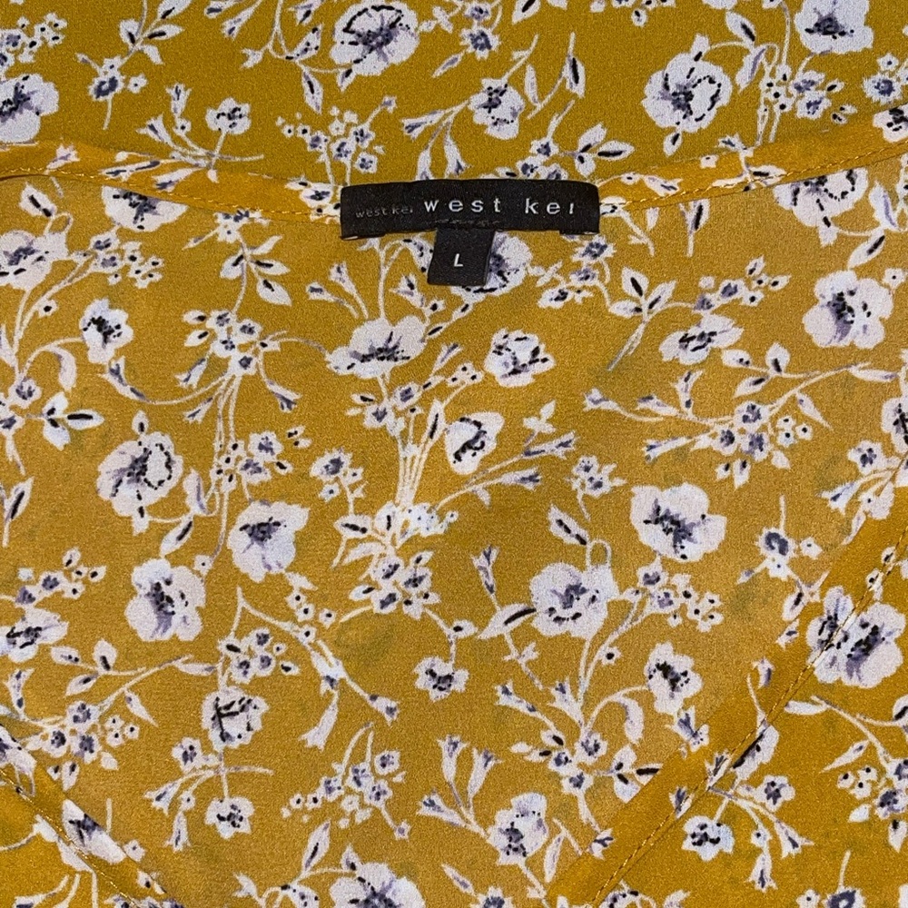 West Kei Yellow Floral Blouse button up short sleeve top shirt woman’s Large - Picture 5 of 9